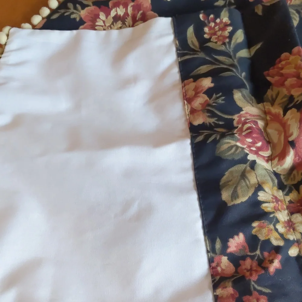 Valences - Picture 4 of 8